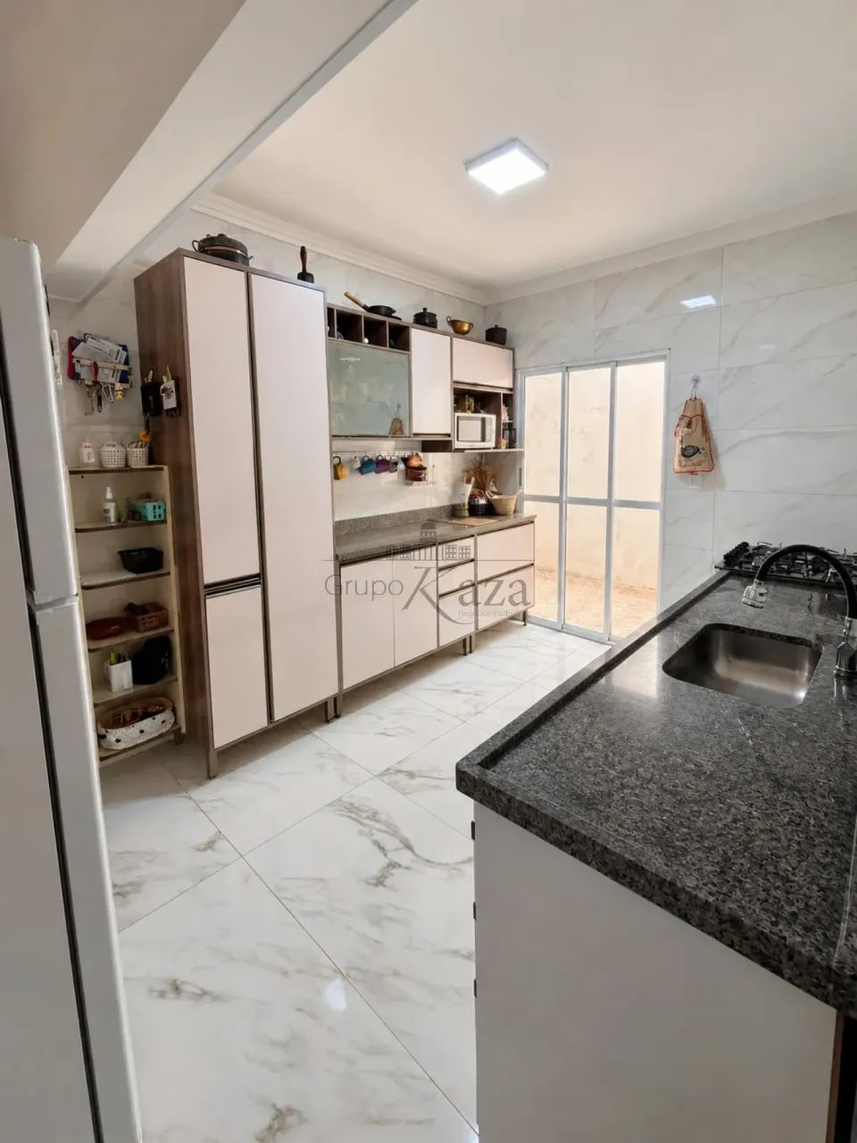 Casa - Jardim Nova Republica - 2 Dormitórios - 70m². - Foto 2