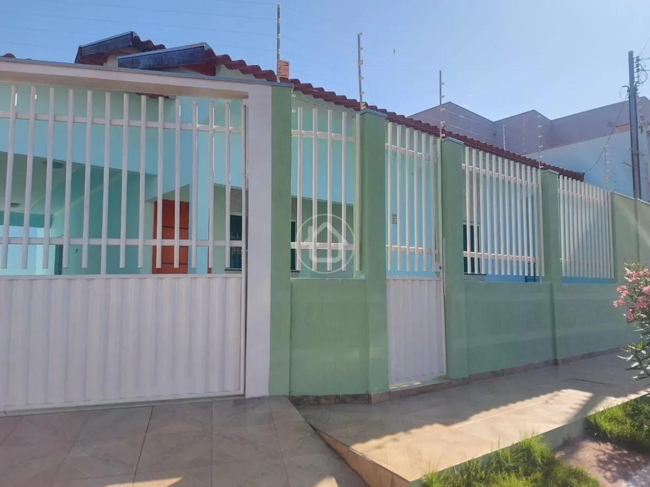 CASA DE LAGE - PODE FAZER SOBRADO