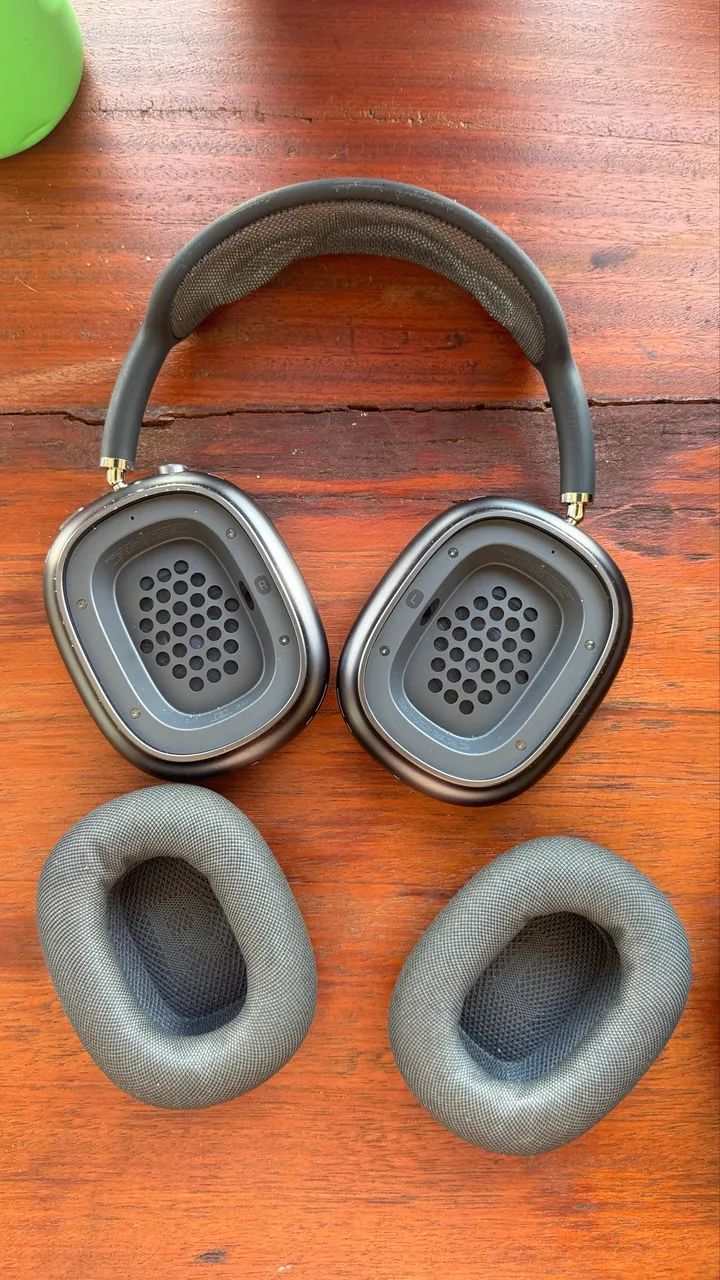 AirPods Max Primeira Geração - Space Gray - Fones de Ouvido