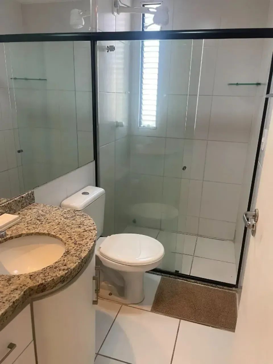 QUARTO E SALA A METROS DA PRAIA - Foto 5
