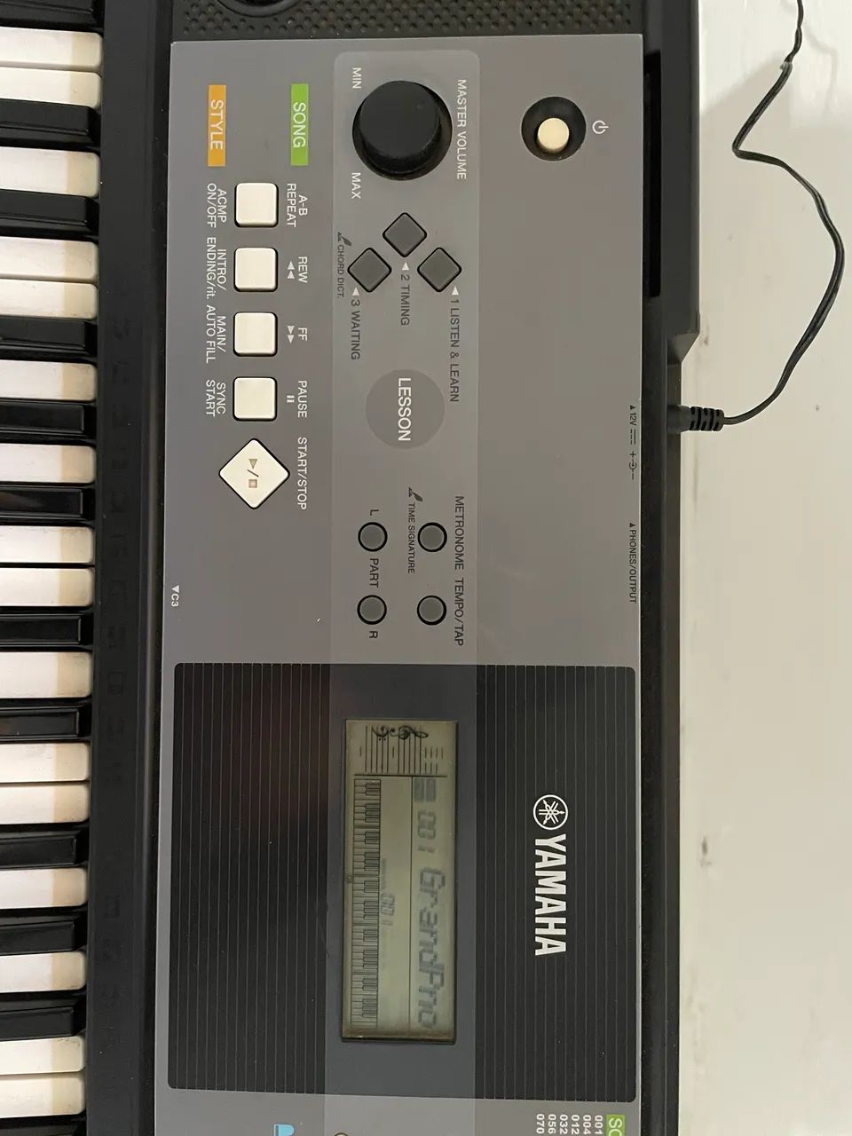  Teclado arranjador Yamaha modelo PSR-E233 - Foto 3