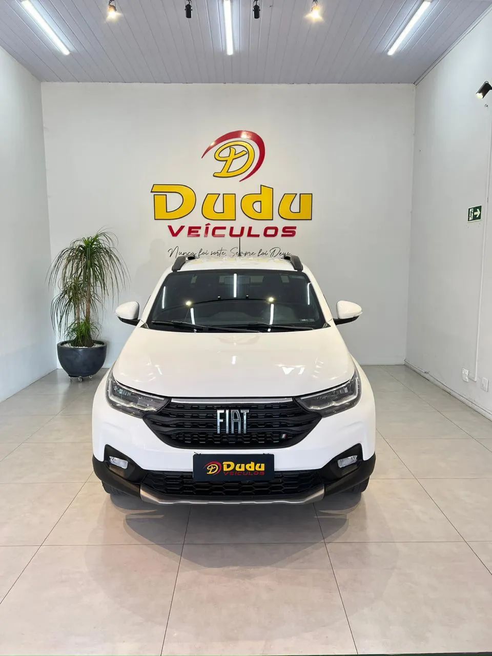 Fiat Strada Volcano 1.3 Flex 8V CD Aut. 2023 - Foto 4