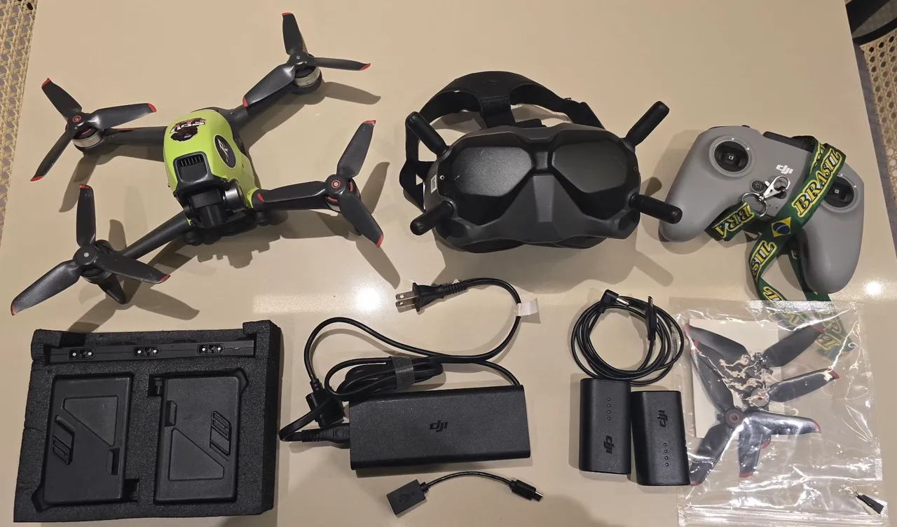 Drone Dji Fpv Combo Completo - Drones - Jardim Imperial II