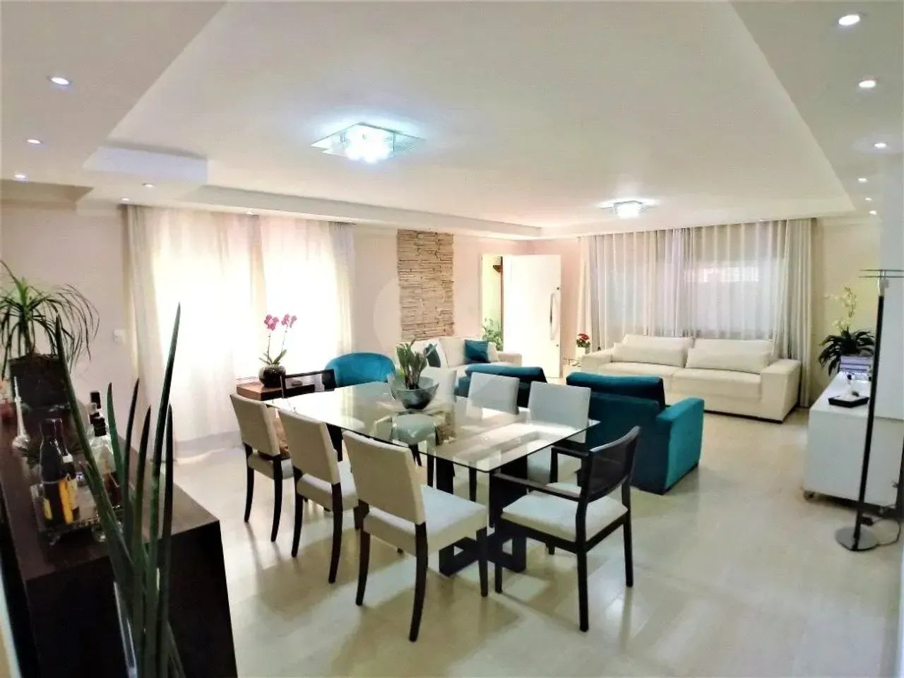 Casa à venda com 250 metros com 4 dormitórios no Imirim - Foto 2
