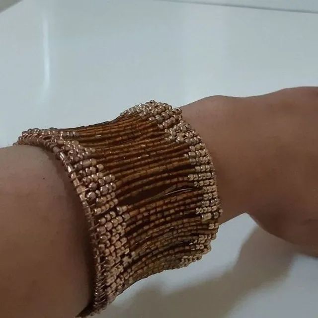 bracelete de miçangas ajustável