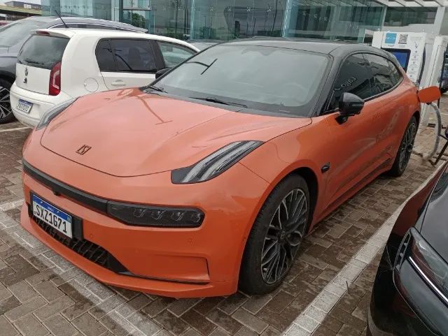Zeekr 001 001 Flagship AWD (Elétrico) 2025