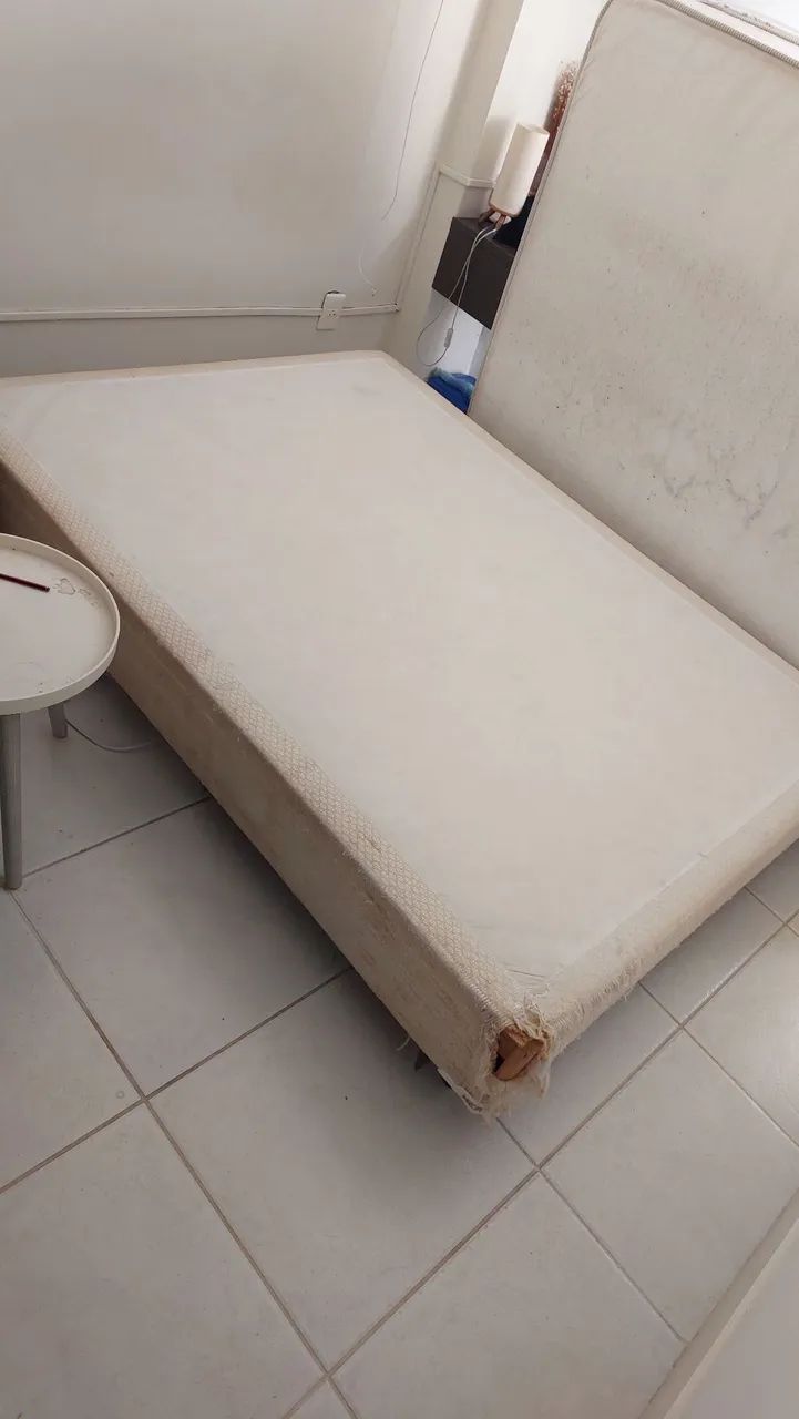 Doação de base de cama box
