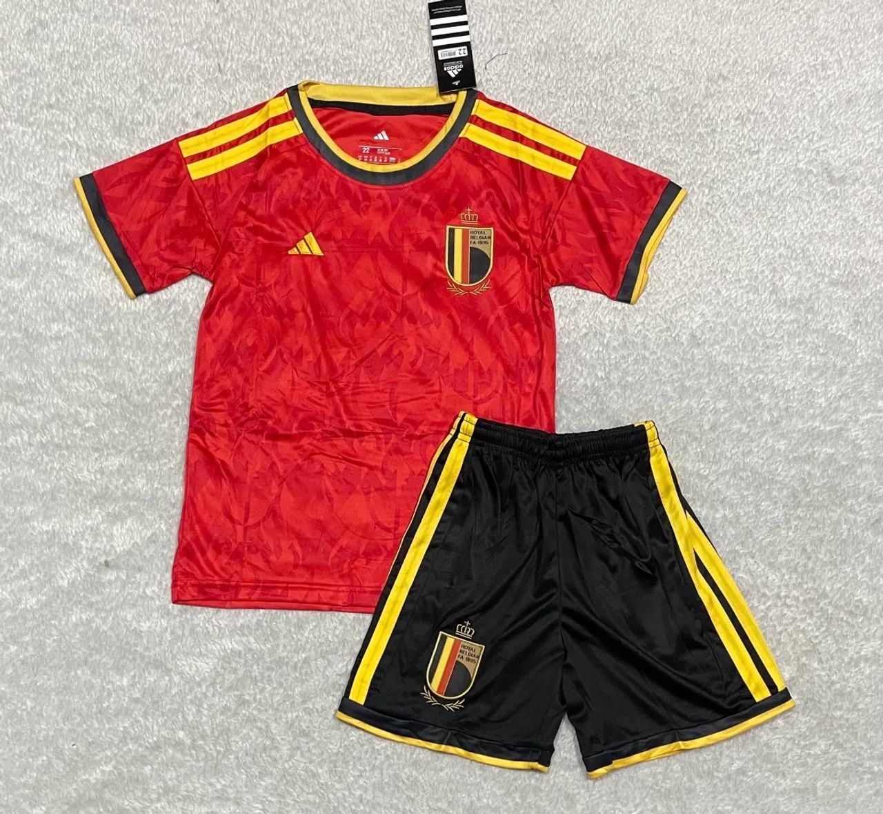 Conjunto infantil  Seleções diversas  - Foto 2