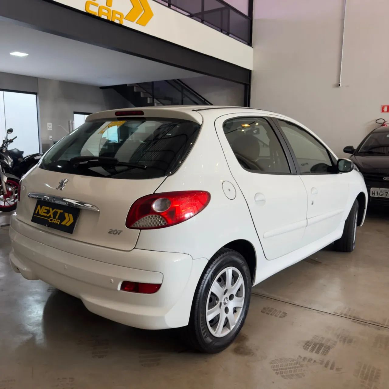 Peugeot 207 Active 1.4 Flex 8V 5P 2014 - Foto 5
