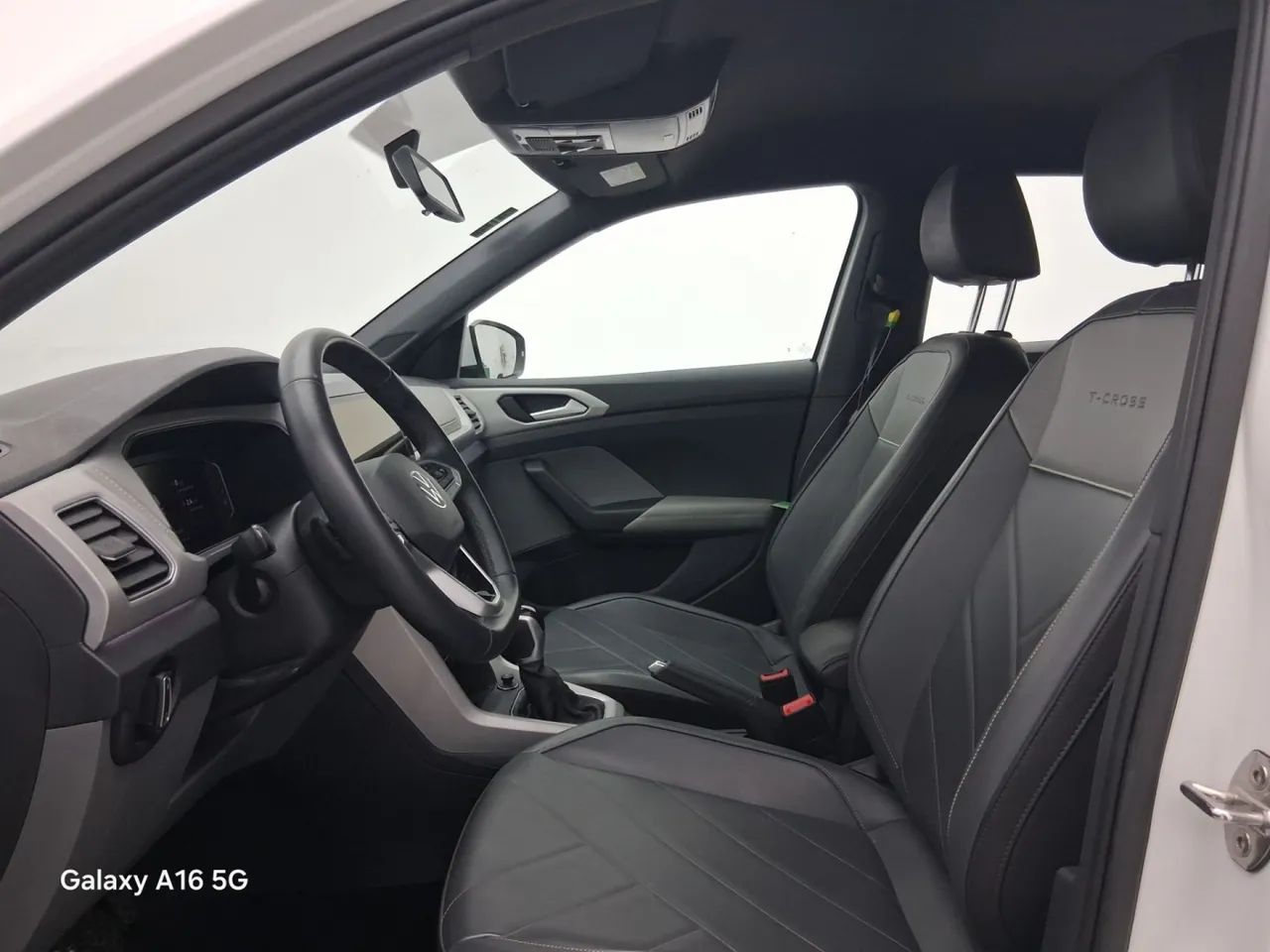 Volkswagen T-Cross Comfortline 1.0 TSI Flex 5P Aut., foto 16 de 18