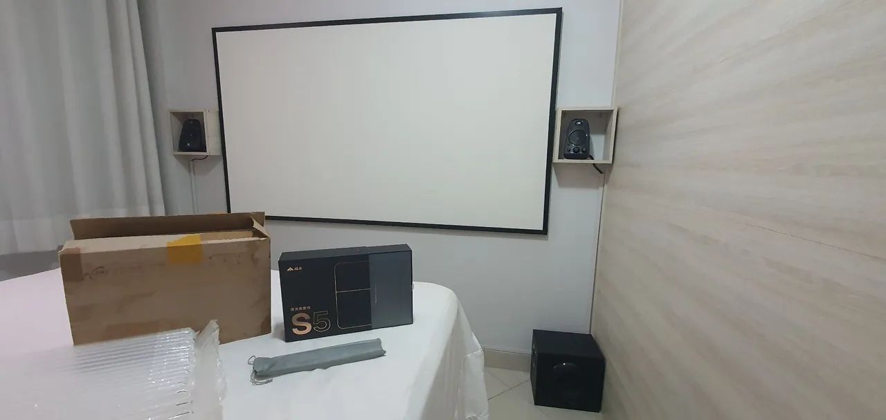 Kit Home Cinema 92 polegadas S5 Som 2.1 (200w RMS)