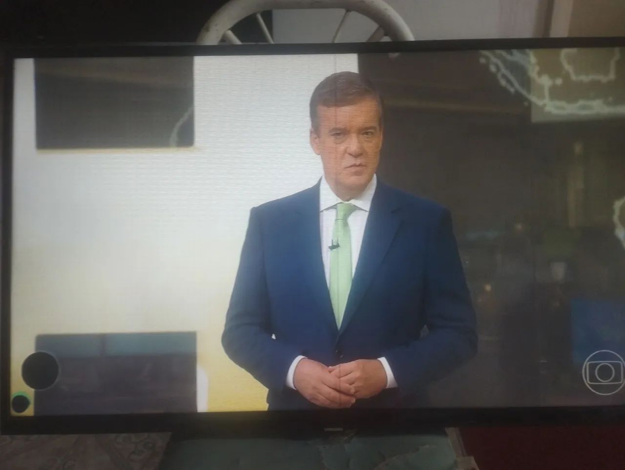 Tv 40 polegada Samsung não é smart