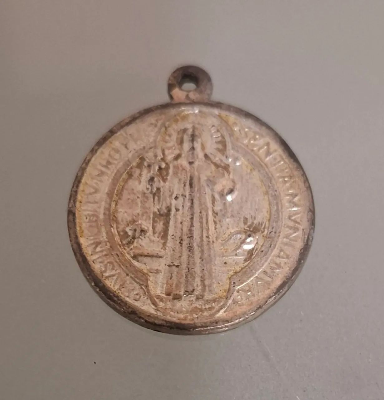 Medalhas religiosas antigas - Foto 4