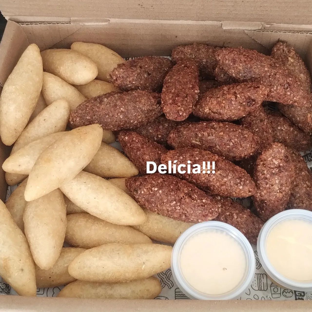 Bolinho caipira e kibe 1,50 unidade 
