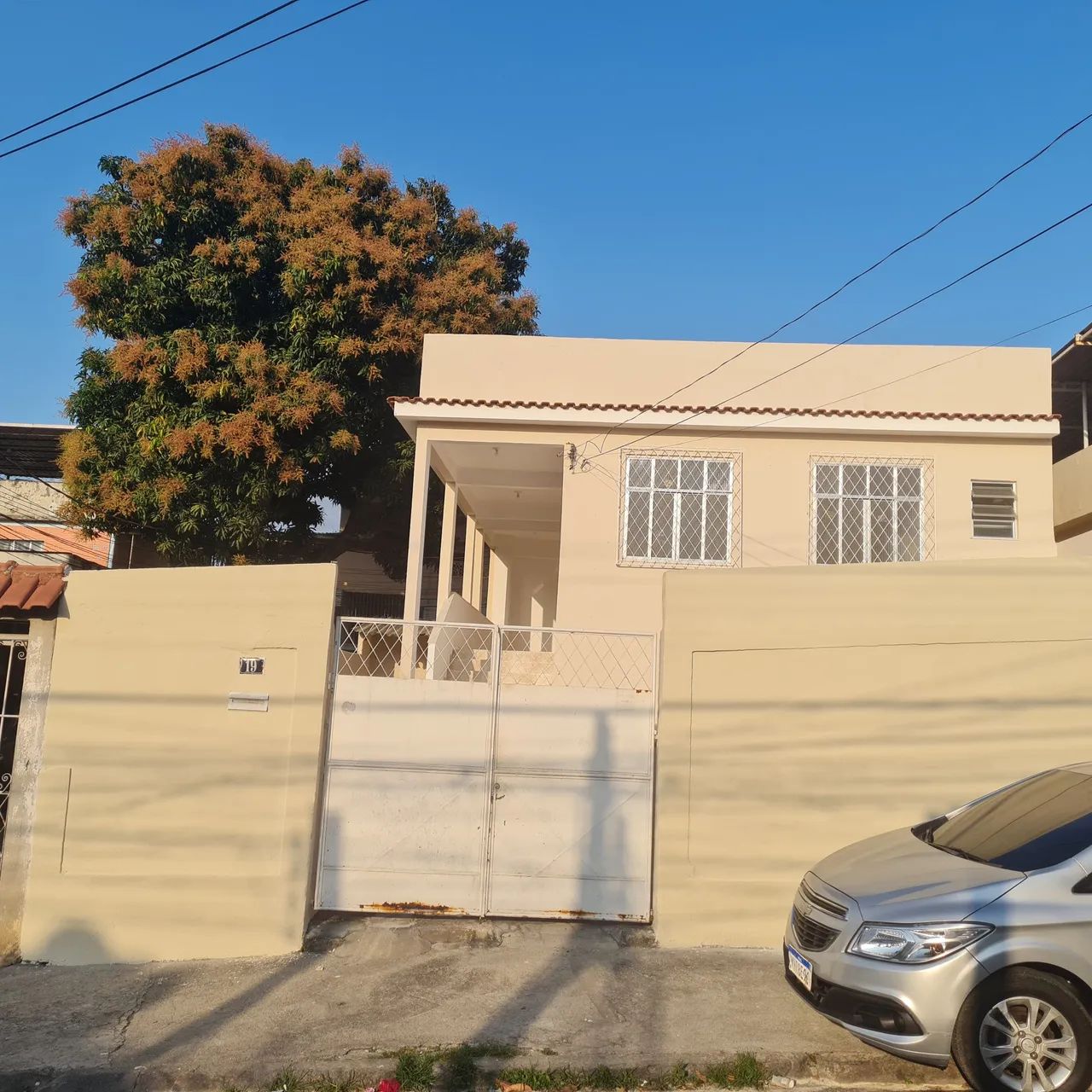 Casa de 2 quartos em Quintino 