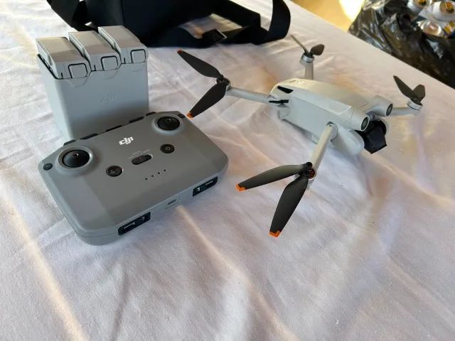 Drone DJI Mini 3 Pro + Kit Fly More Combo (3 Baterias Plus) - Impecável! - Foto 2