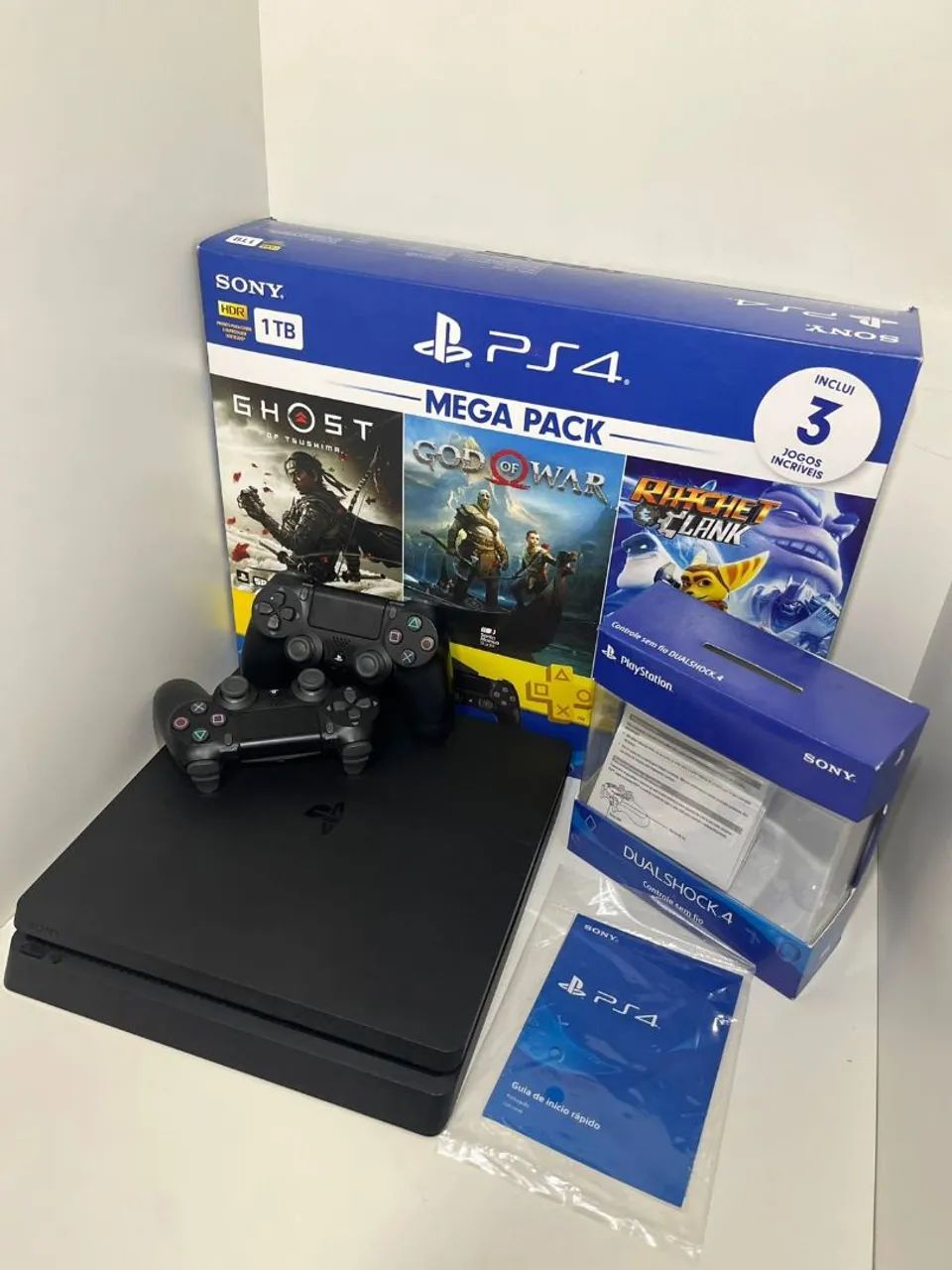 PlayStation 4 slim