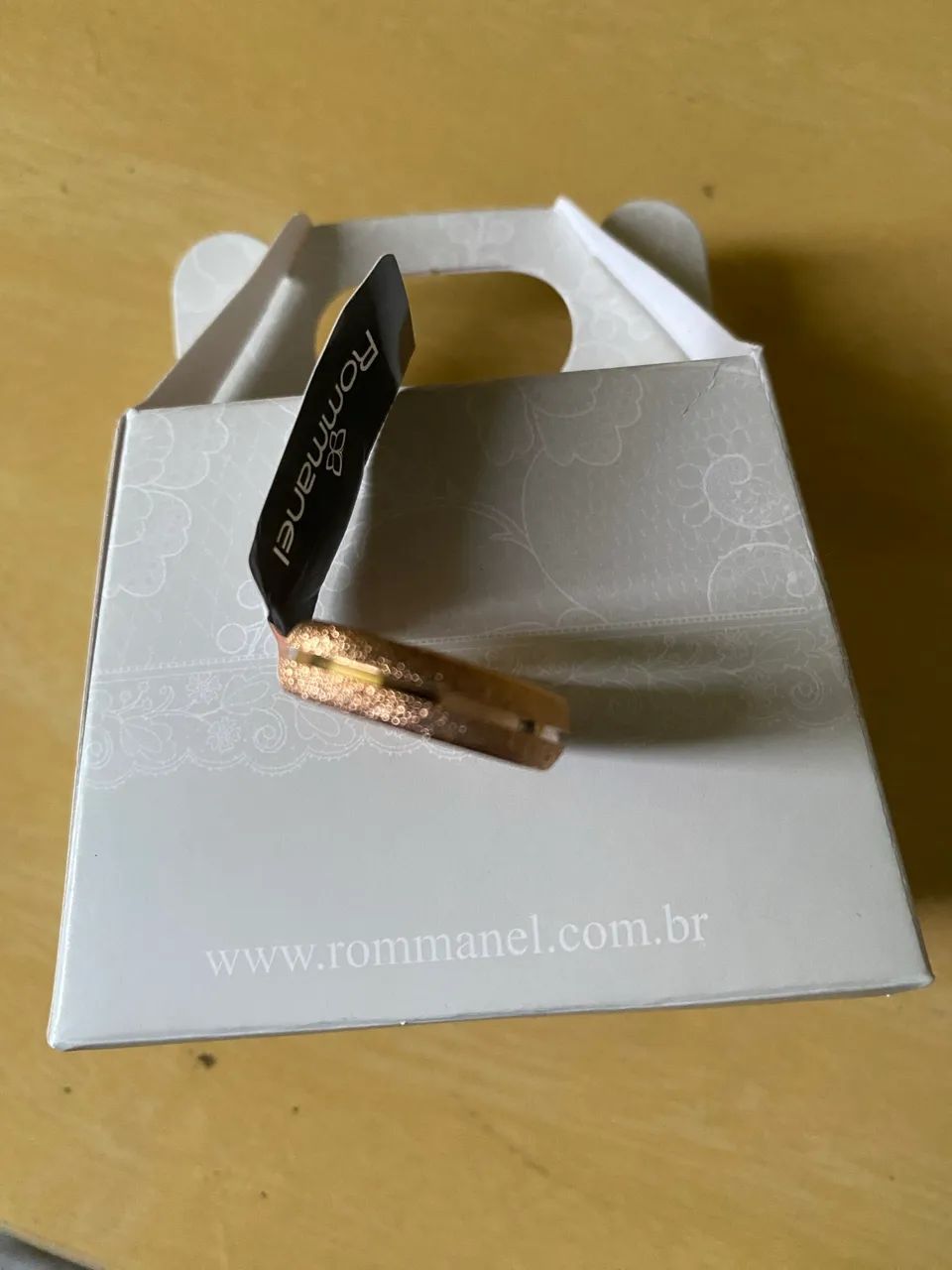 Aliança granitada banhada a ouro 18 k - Foto 2