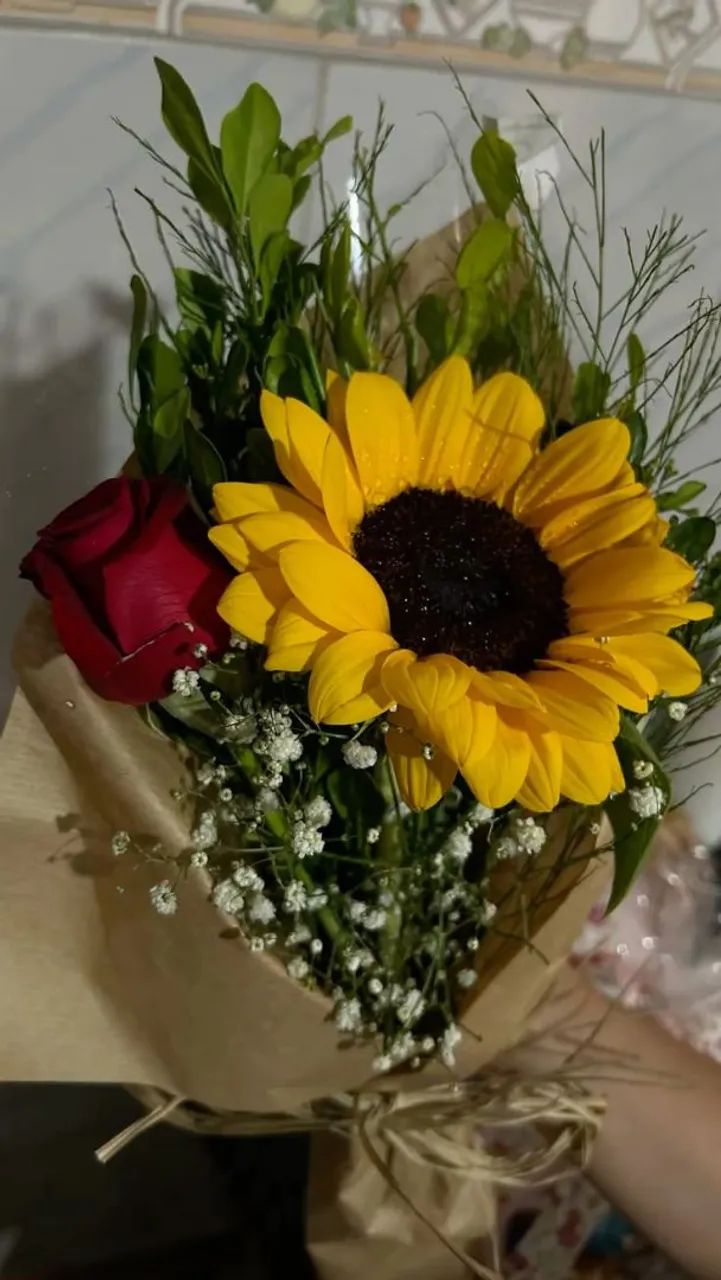 Buquês de rosas ou girassóis  - Foto 3