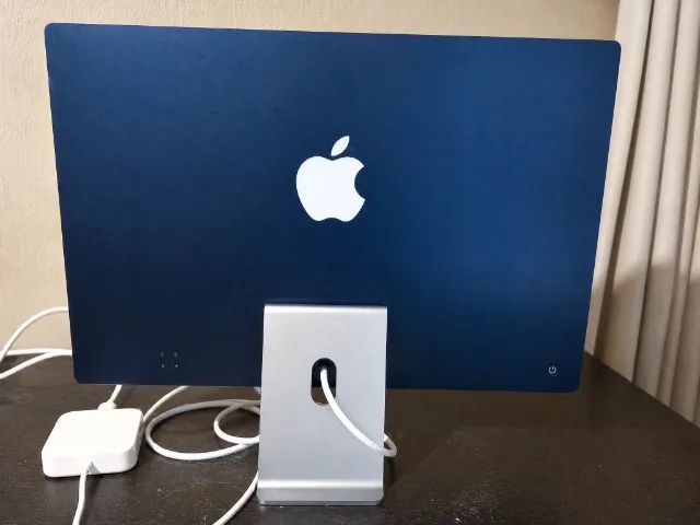 iMac 24