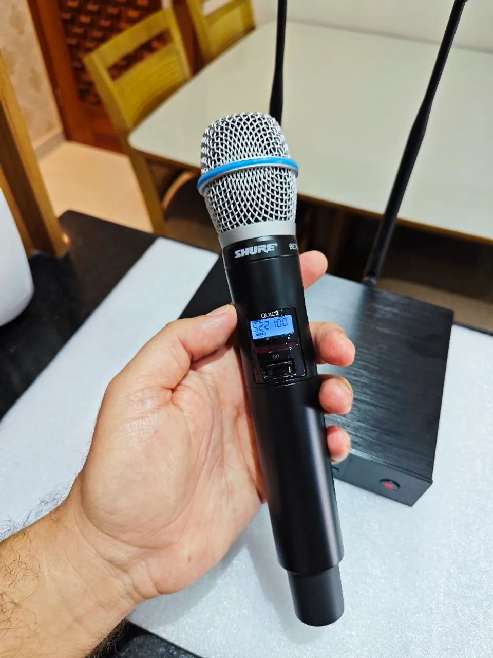 MICROFONE SHURE QLXD4 BETA 87A CONDENSADOR - Microfones e