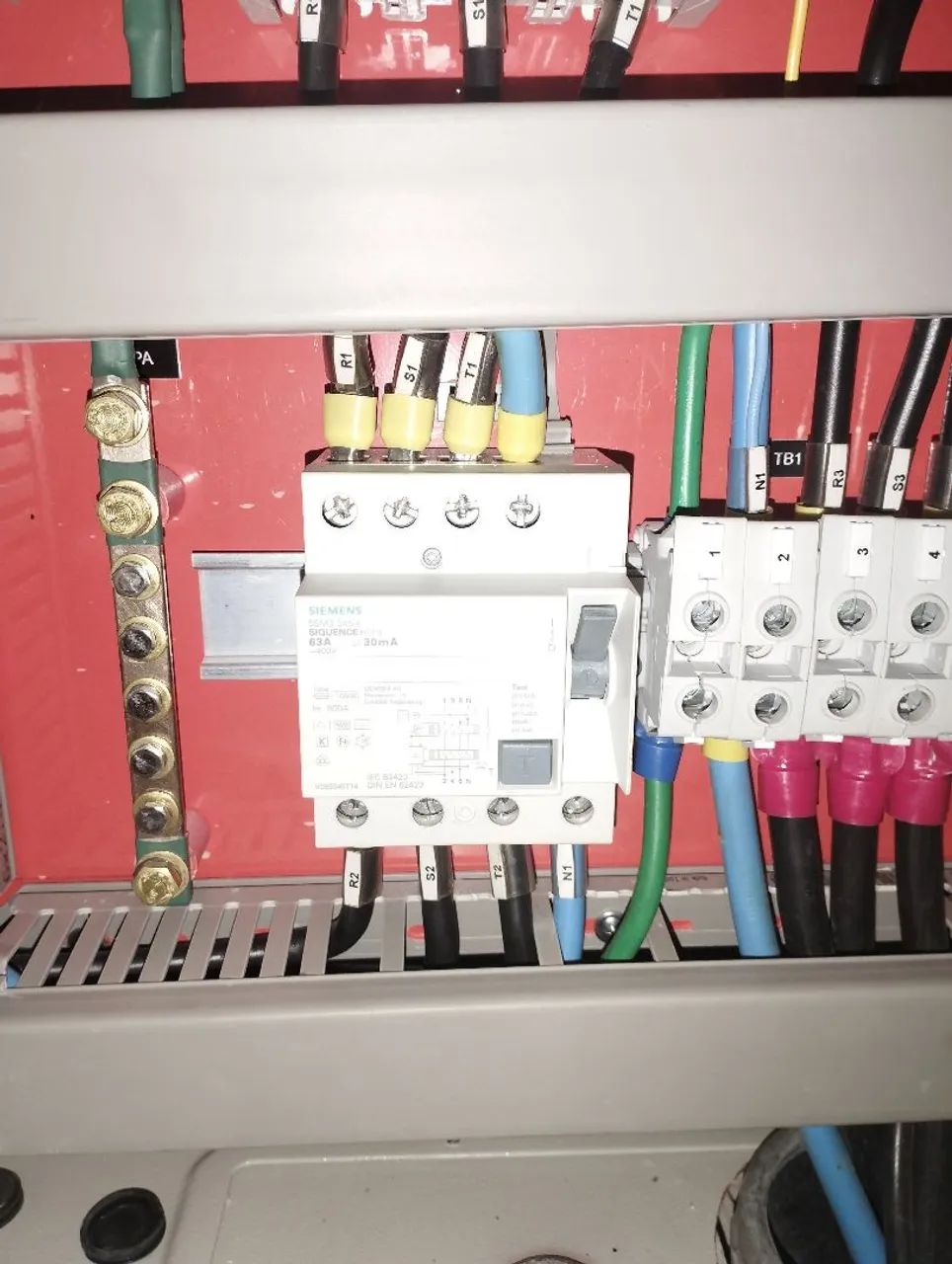 Eletricista  - Foto 3