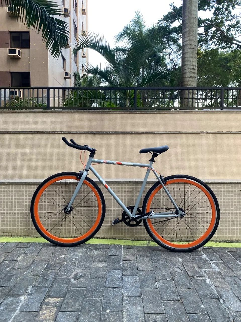 Bicicleta Night Riders