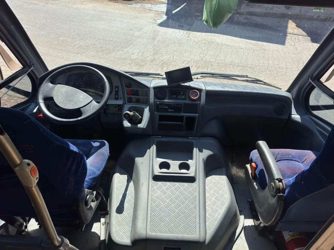 VOLARE V8L 2016 - 33 LUGARES COM AR-CONDICIONADO - Foto 5