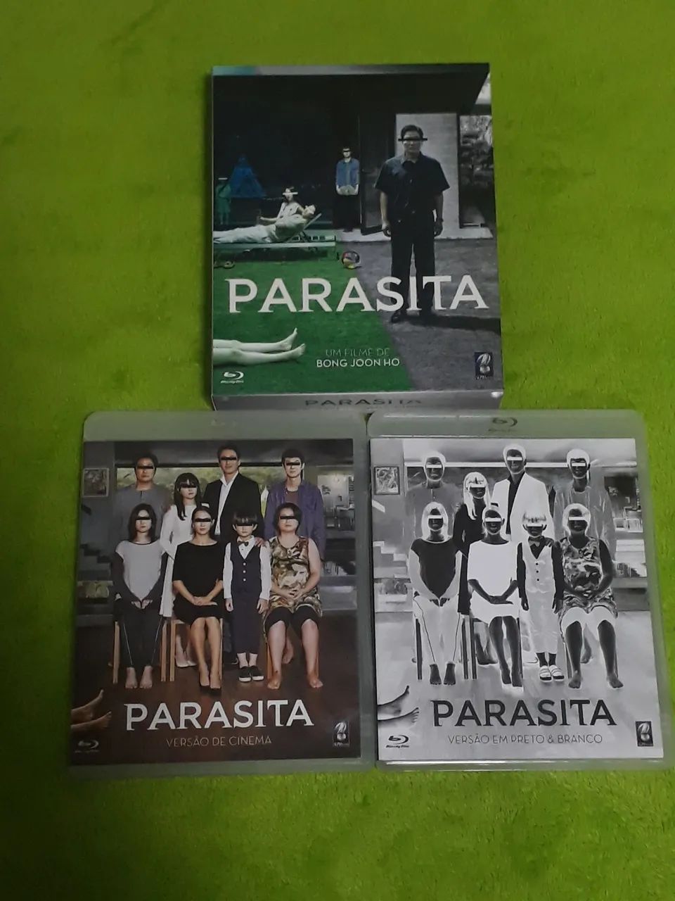 Blu-ray Parasita Versátil ***VEJA A DESCRIÇÃO***
