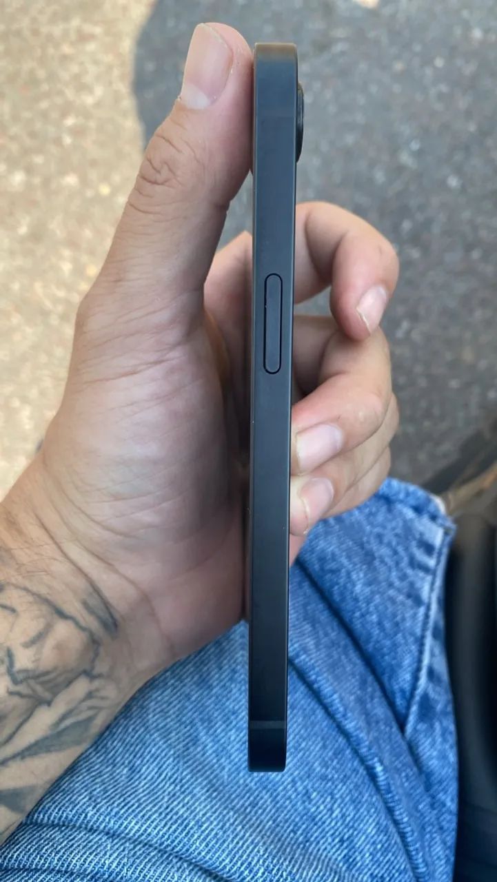 iPhone 16e - Foto 2