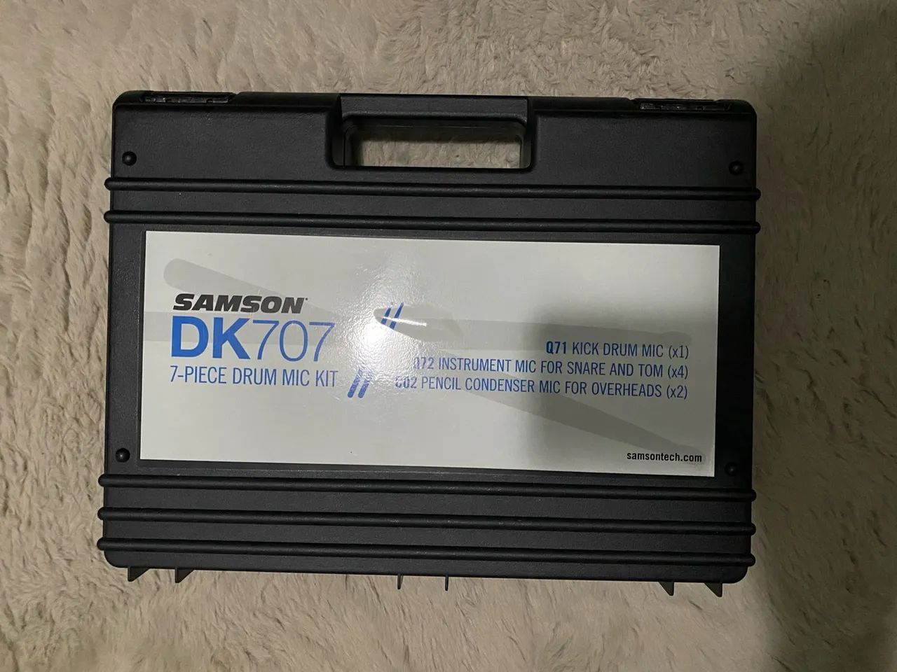 Kit Microfone Samson DK707 para Bateria Acústica (7 peças)