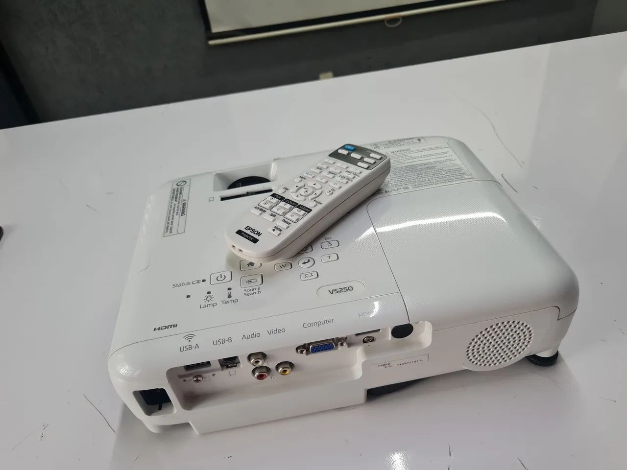 Projetor Epson W18+ - Foto 4