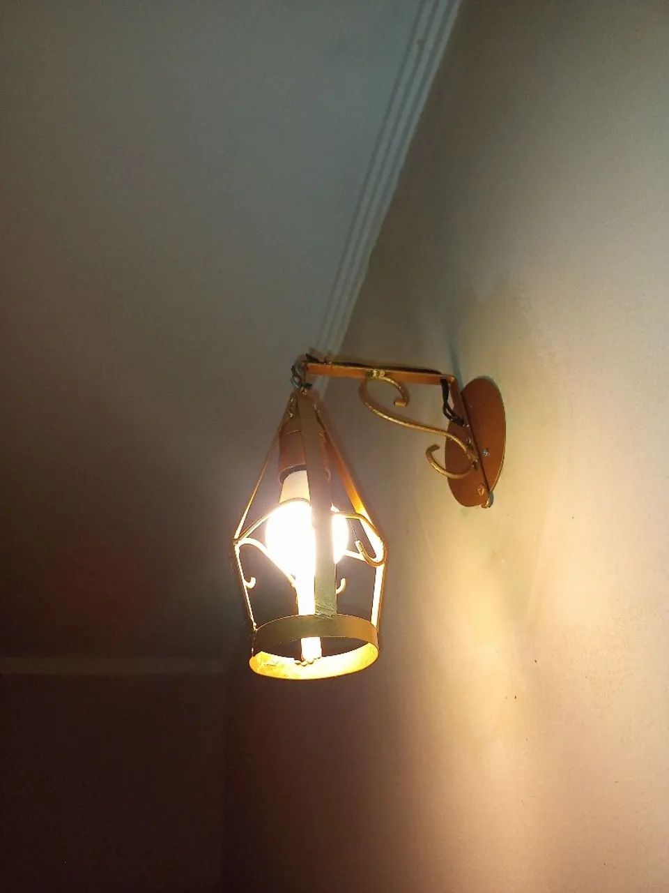 Par de luminária, arandelas rústicas, ferro, R$ 90,00!!!! - Foto 4
