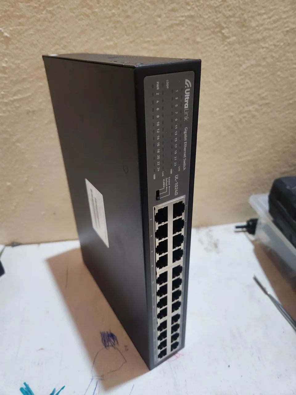 Switch 24 portas Gigabit 