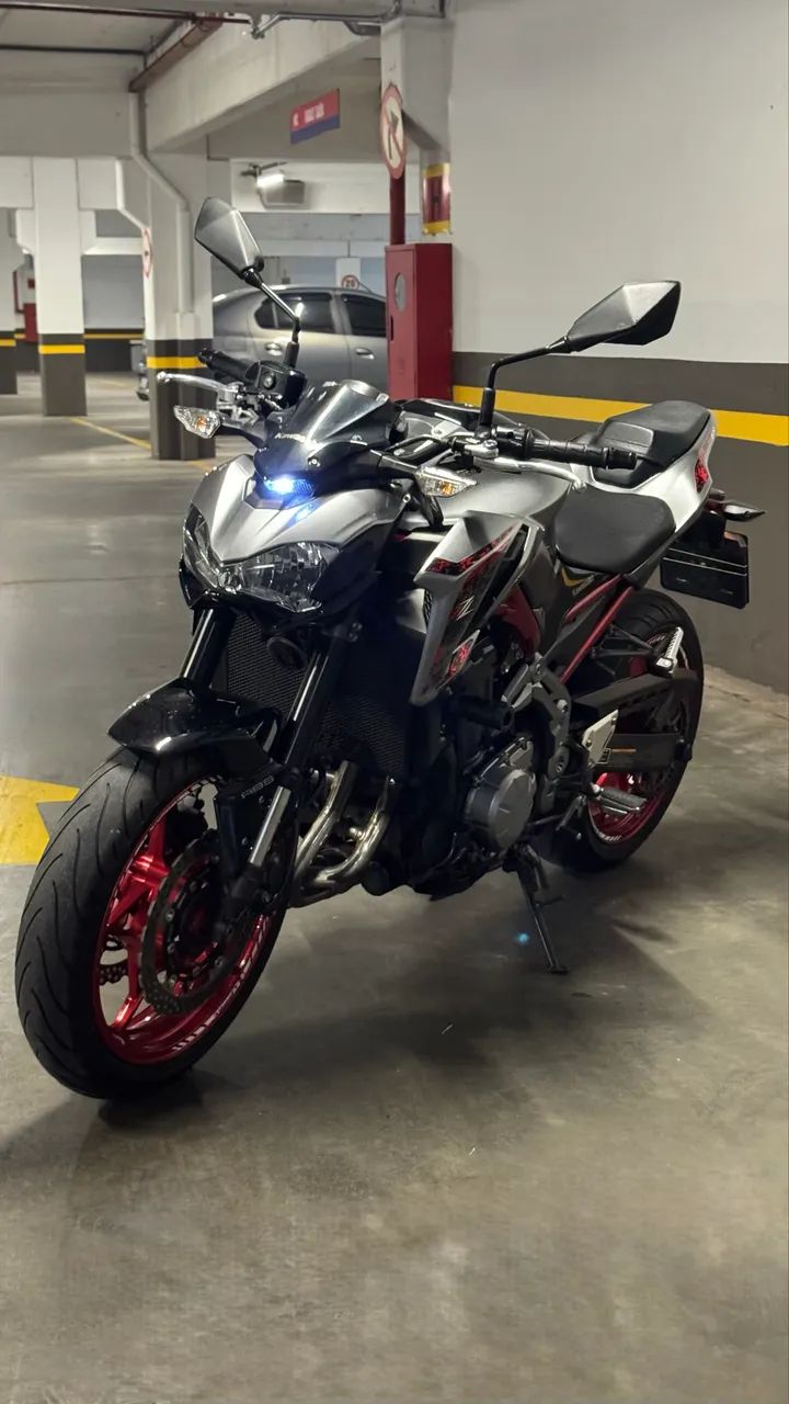 Kawasaki Z900  - Foto 2
