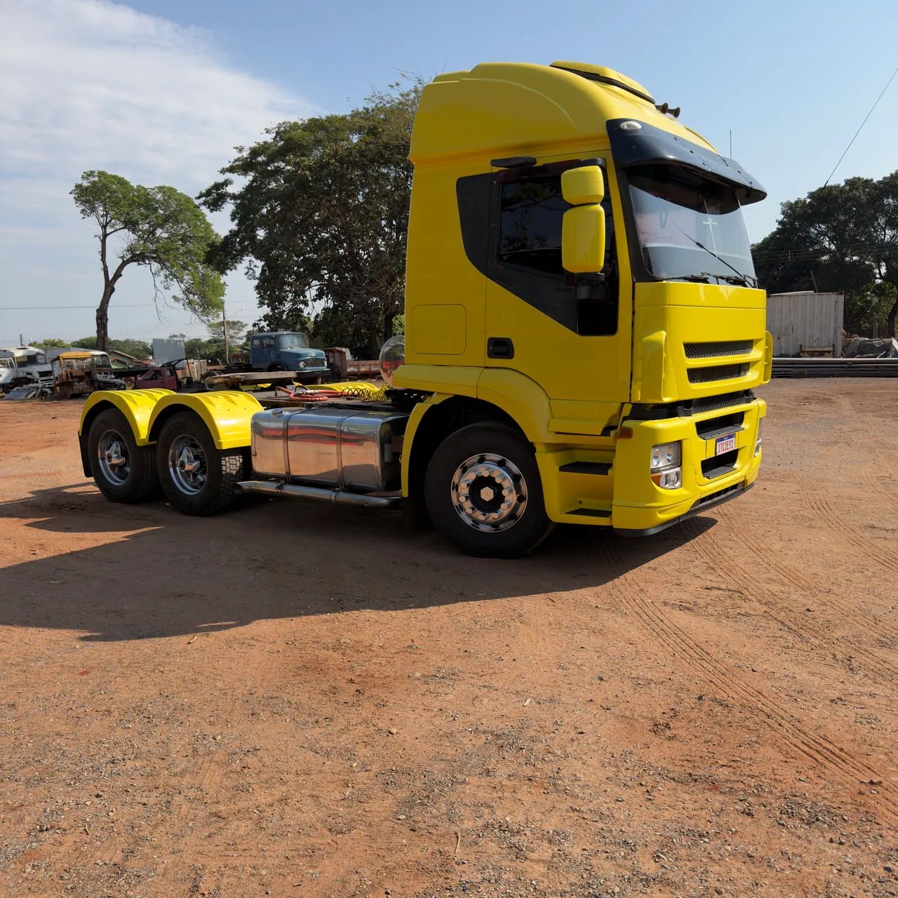 Caminhão Iveco stralis 460 2012 