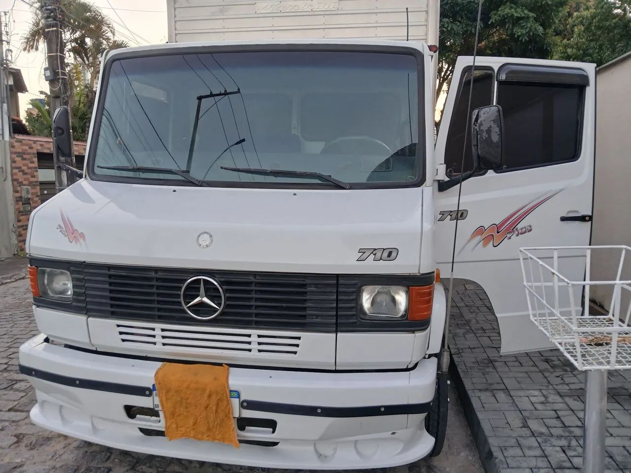 MB 710 - Foto 2