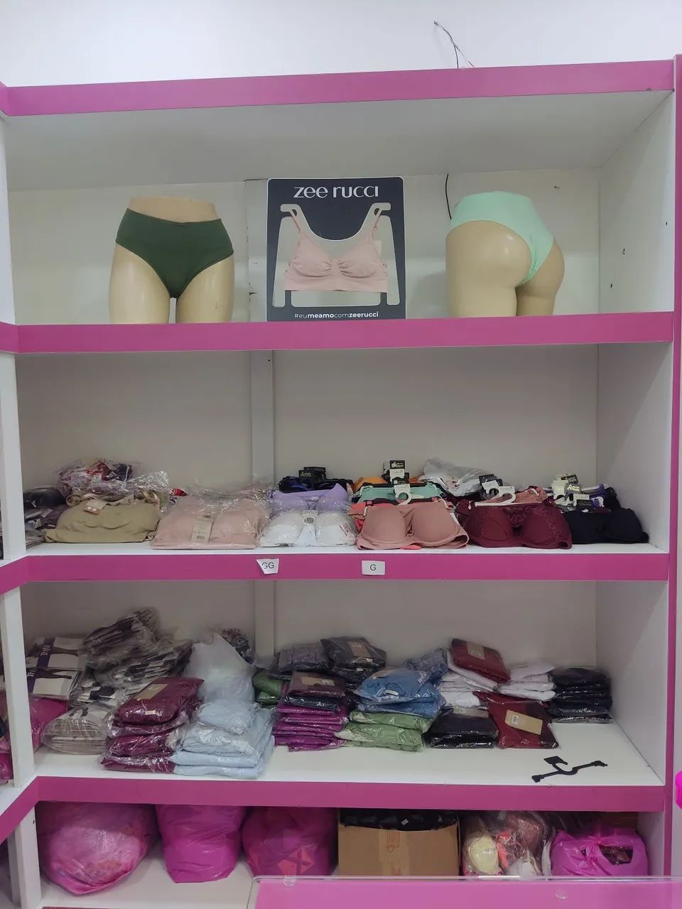 Armário de Canto
