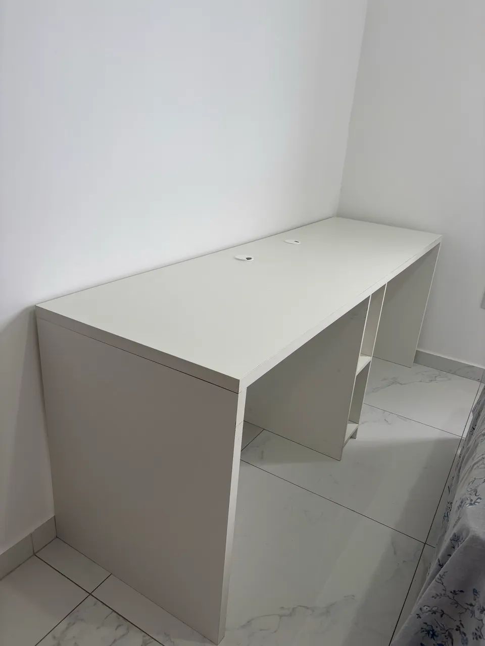 Mesa de escritório com 2 metros 