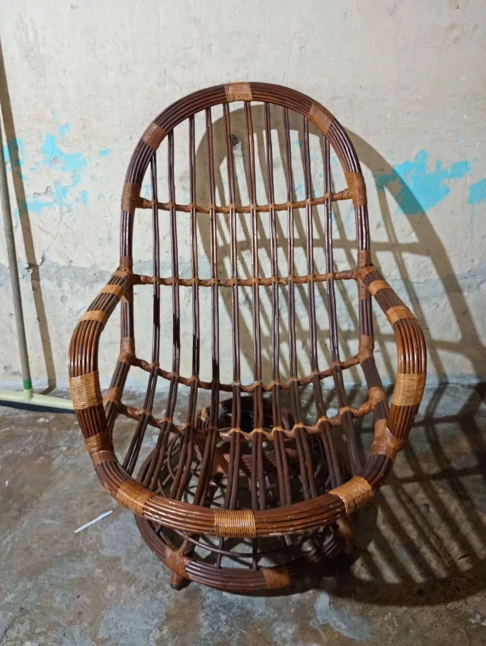 Vende  se cadeira  - Foto 2