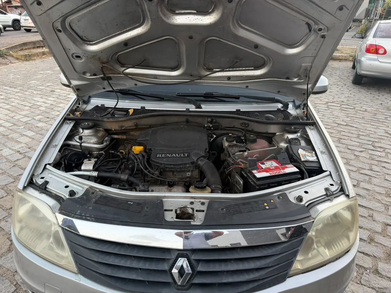Renault Logan Expression Hi-flex 1.6 8V 4P 2012 - Foto 4