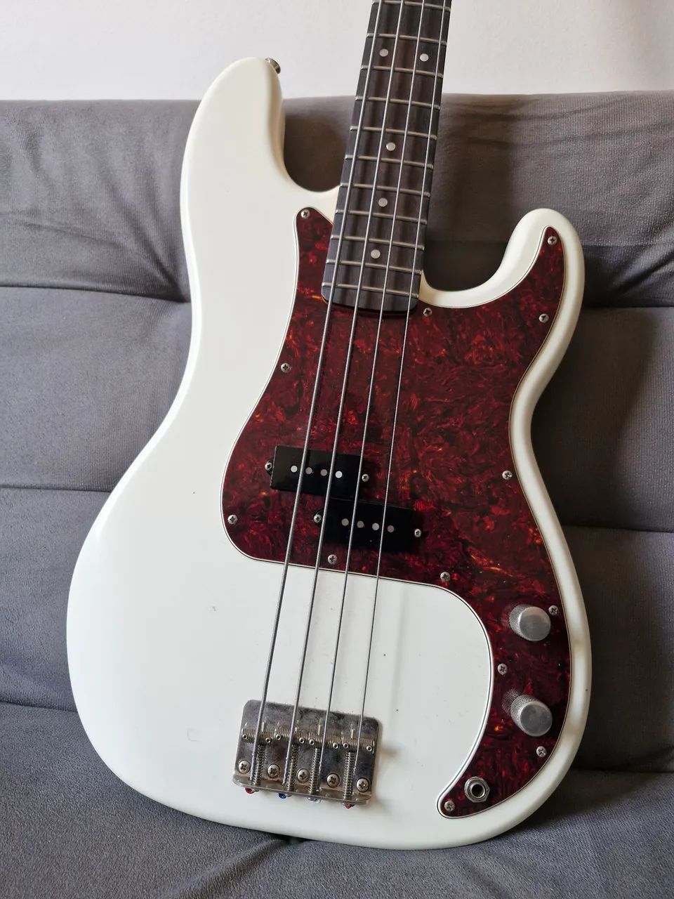 Baixo precision squier classic vibe 60's - Foto 2