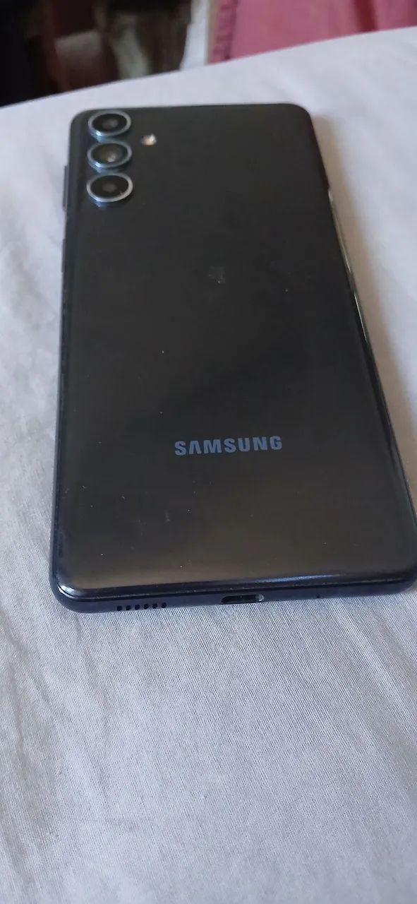 Vendo Celular Samsung M54 com 256 Gb de memória e nota fiscal - Foto 2