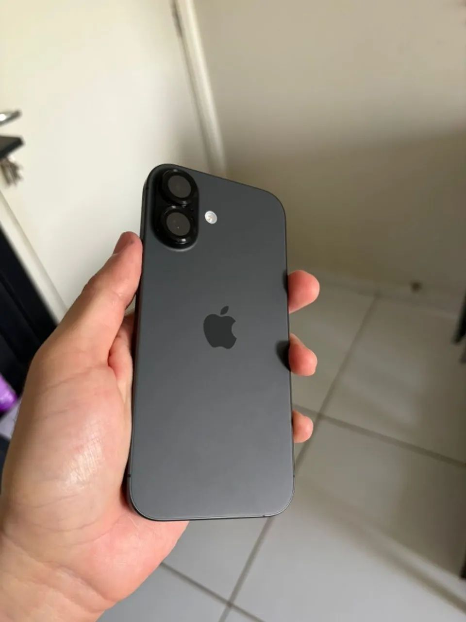 iPhone 17 256GB - Preto + 3 capinhas