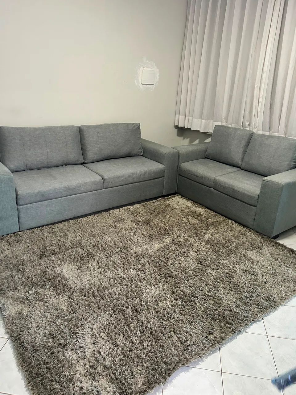 Sofá 2 e 3 lugares + tapete
