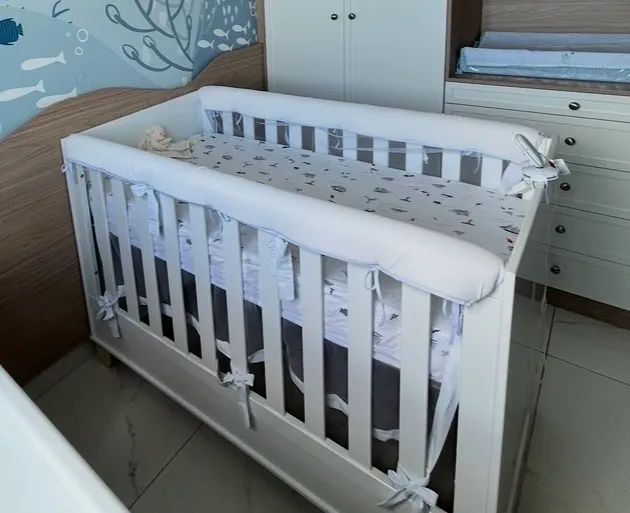 Berço americano 2 em 1 que vira mini cama conservado - Foto 4