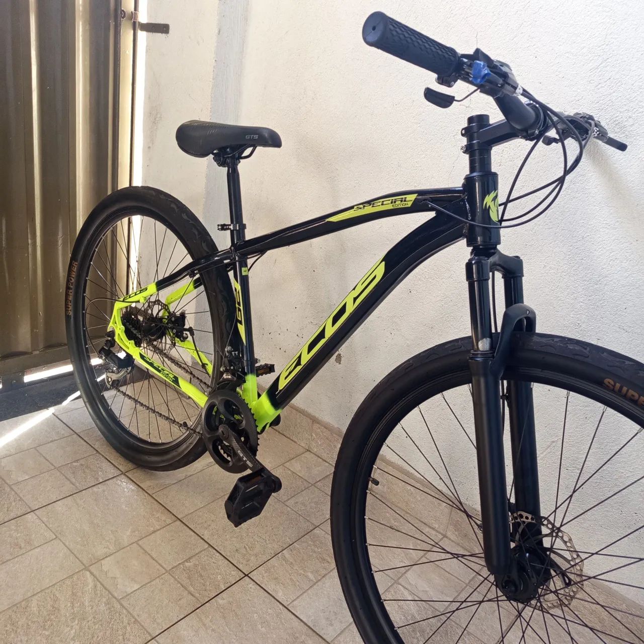 Bicicleta aro 26  - Foto 2