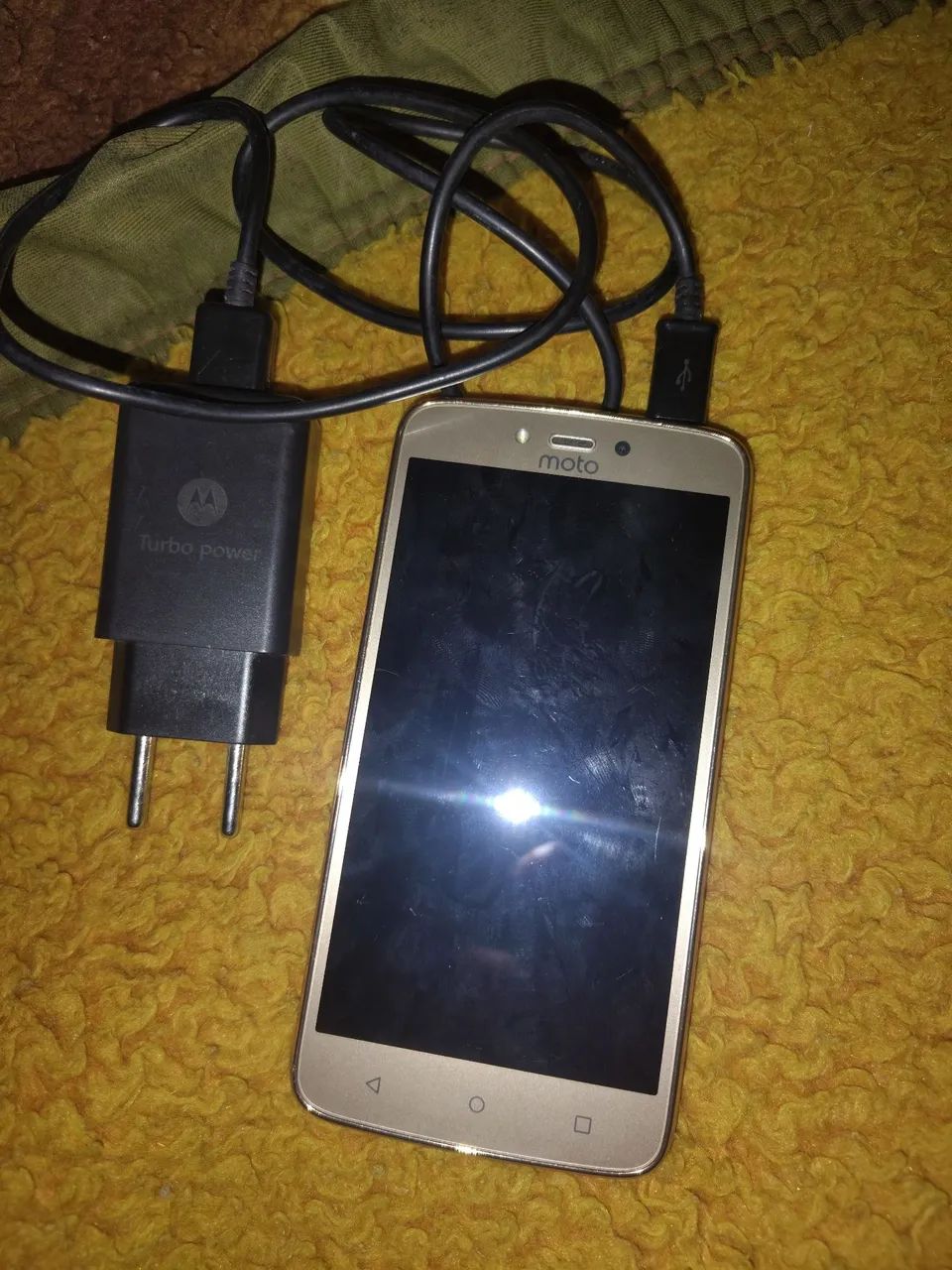 MOTO C PLUS 8GB ANDROID 7.0 - Foto 2
