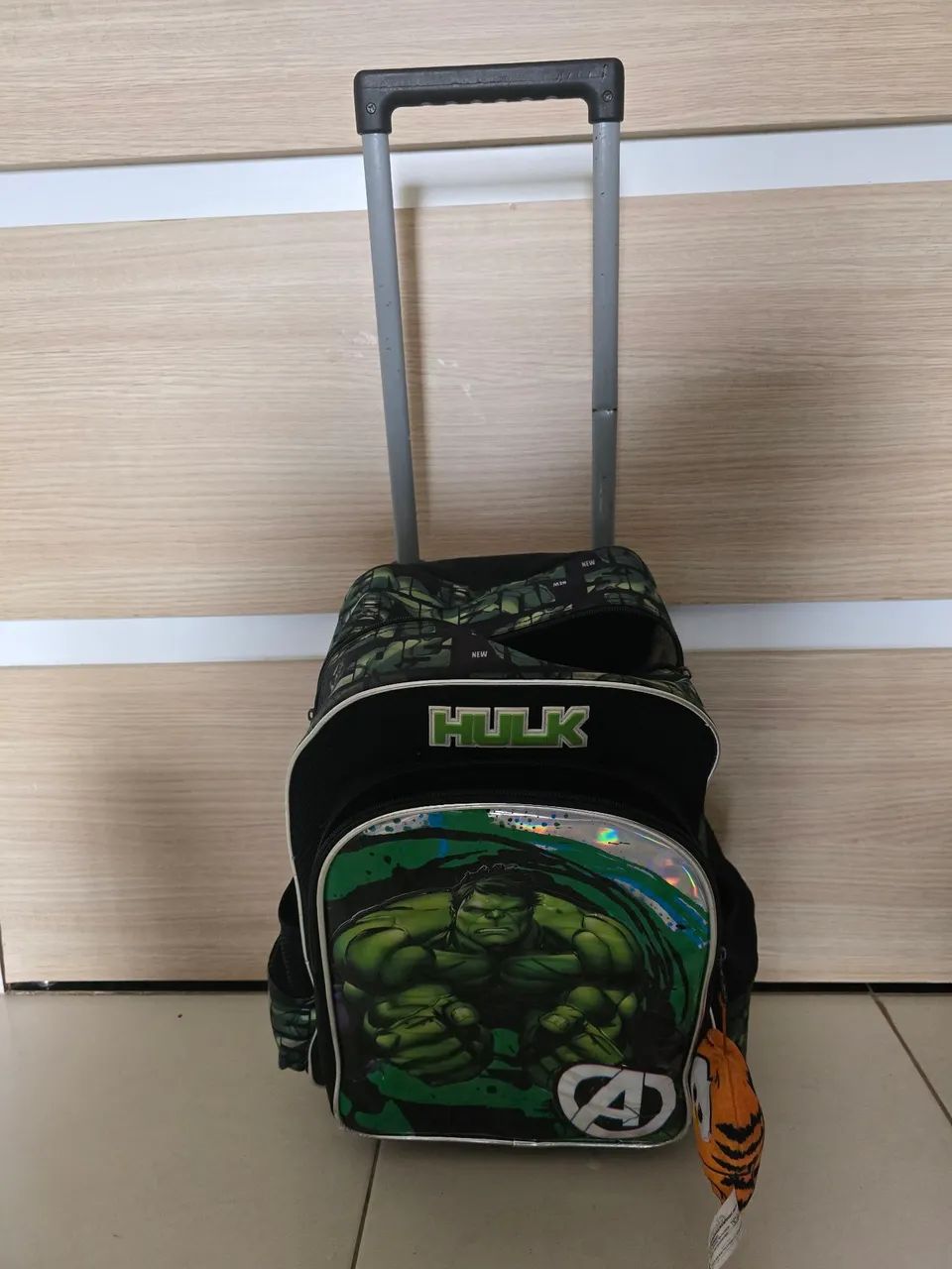 Mochila escolar personagem Hulk - Foto 2
