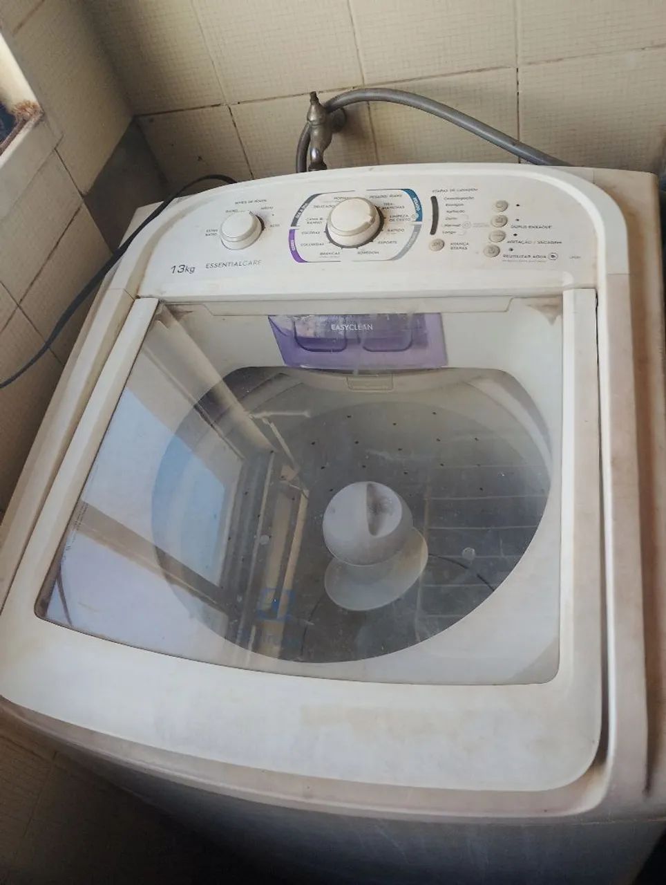 Máquina de lavar roupas 